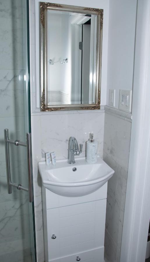 Séjour chez l'habitant Hampton's Getaway With Parking & Self Check In