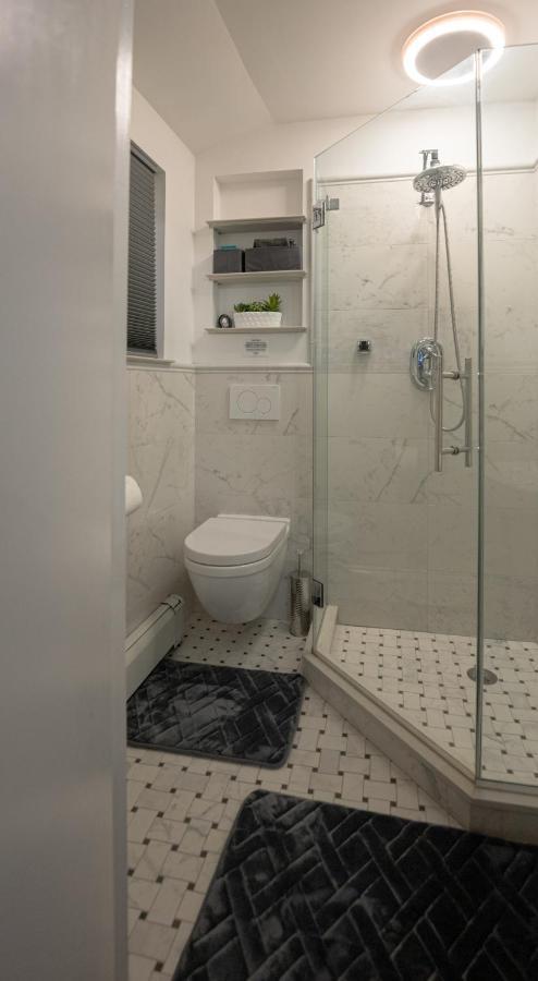 Séjour chez l'habitant Hampton's Getaway With Parking & Self Check In