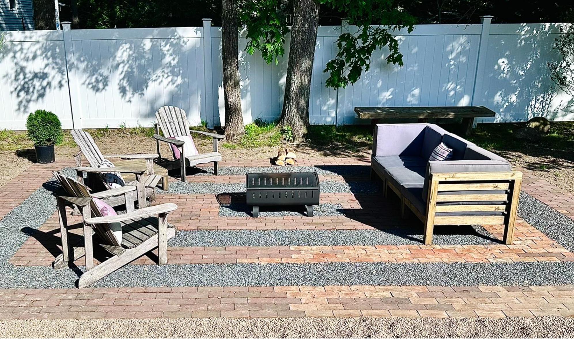 Hampton's Getaway With Parking & Self Check In